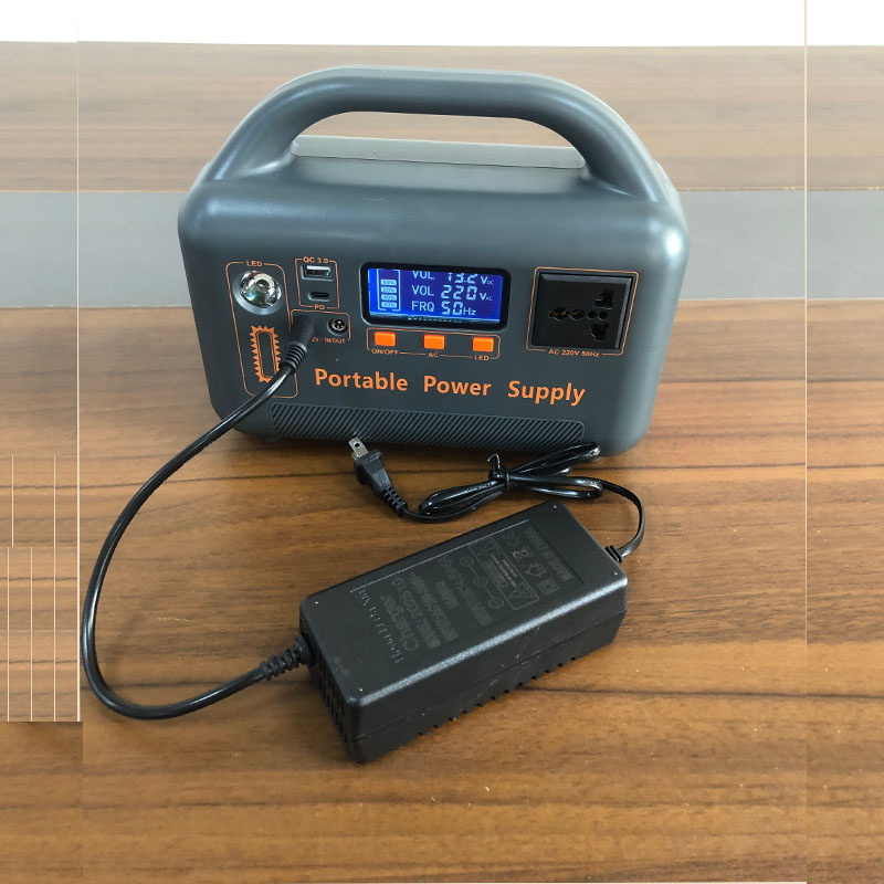 Station d'alimentation portabl - Solar Emergency Charger avis et prix